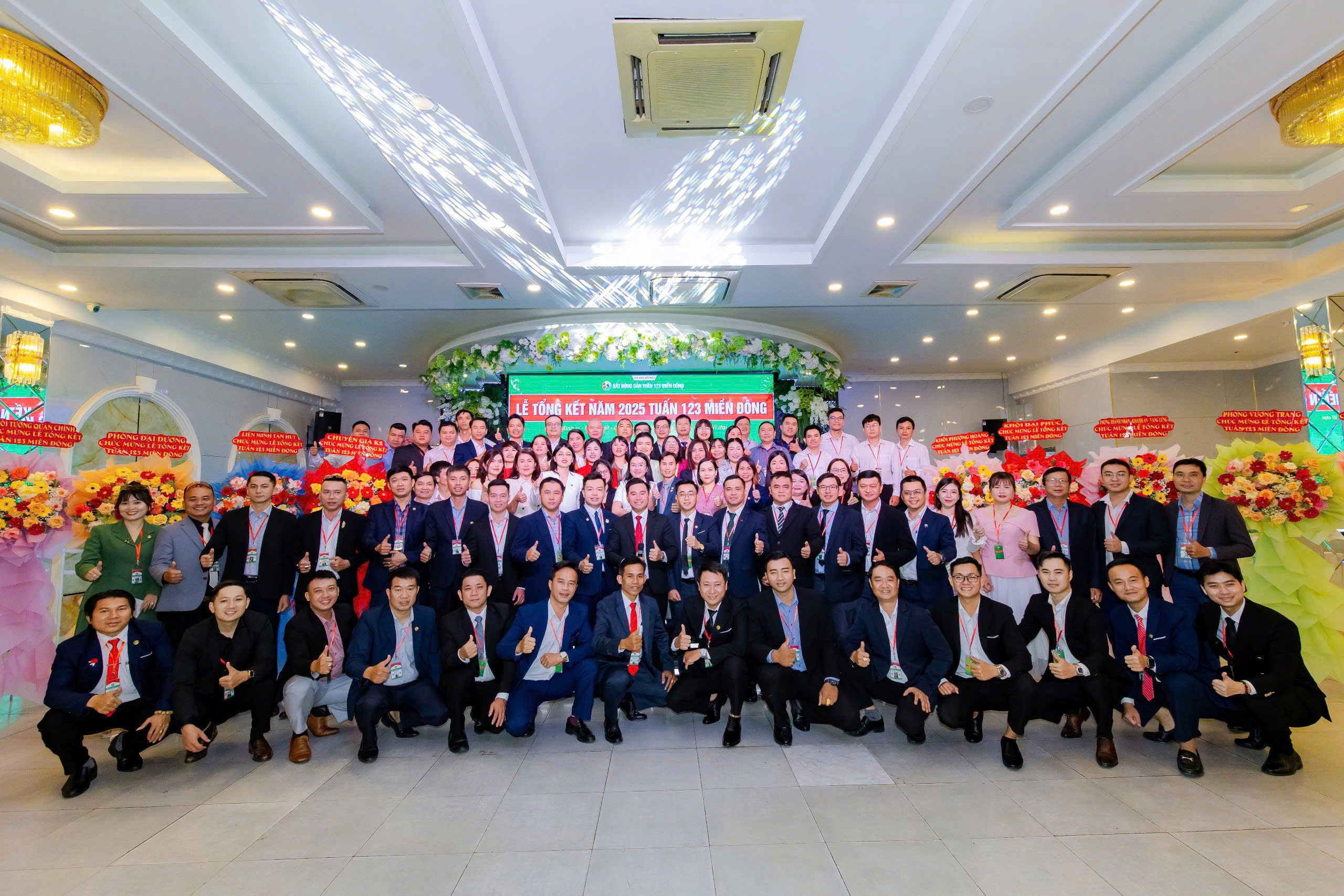 Trang chủ 29 Z7628963907598 514c2561f9dd4d9ce440f185f3a9ca4a